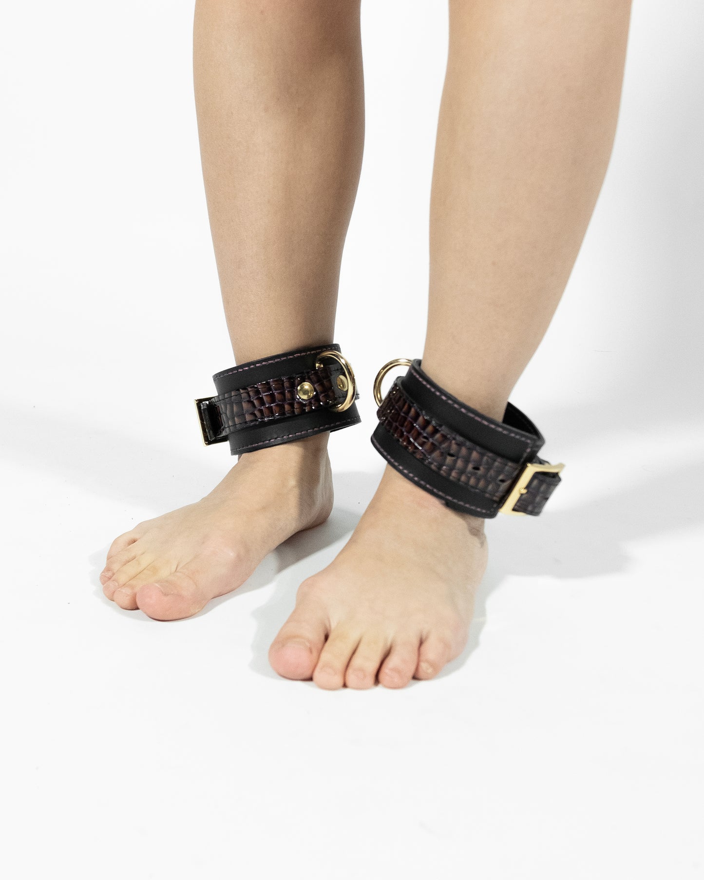 Handcuffs XAMAL - LEGS